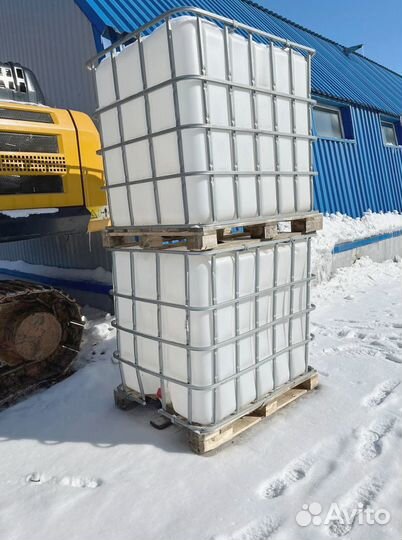 Пластиковые емкости, бочка для воды бу