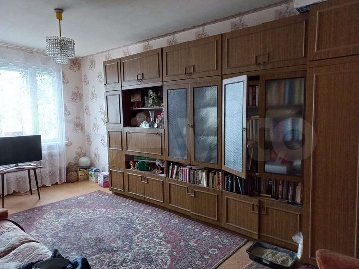 2-к. квартира, 54 м², 2/5 эт.