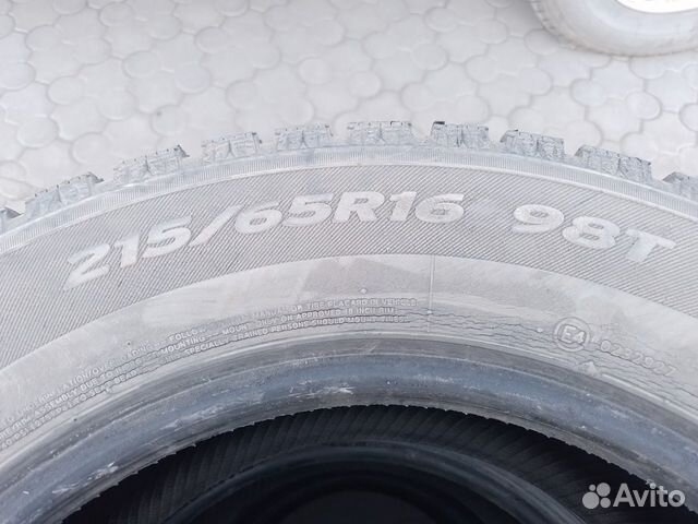 Hankook AH33 215/65 R16 98T