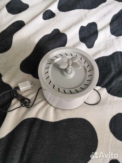 Поилка-фонтан для кошек