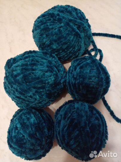 Пряжа для вязания.Спицы и крючки