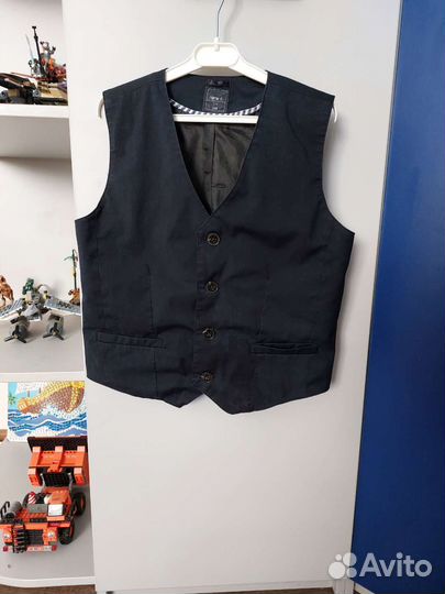 Жилетка школьная для мальчика 140