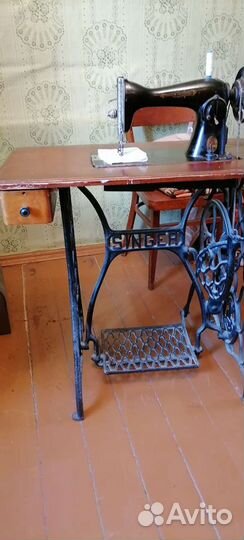 Швейная машина Singer