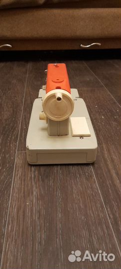 Детская швейная машинка СССР