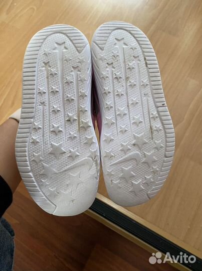 Кроссовки Nike