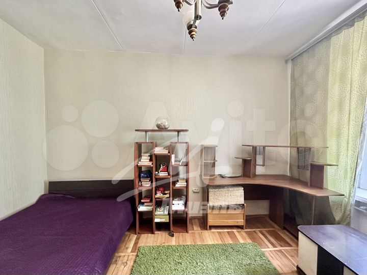 Комната 16 м² в 4-к., 2/7 эт.