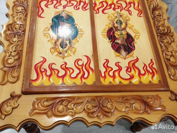 Игровой стол для игр в нарды, шахматы, шашки