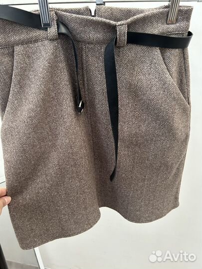 Короткая юбка