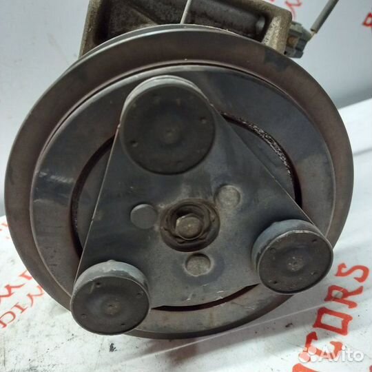 Компрессор кондиционера Nissan Teana J31 QR25 2005