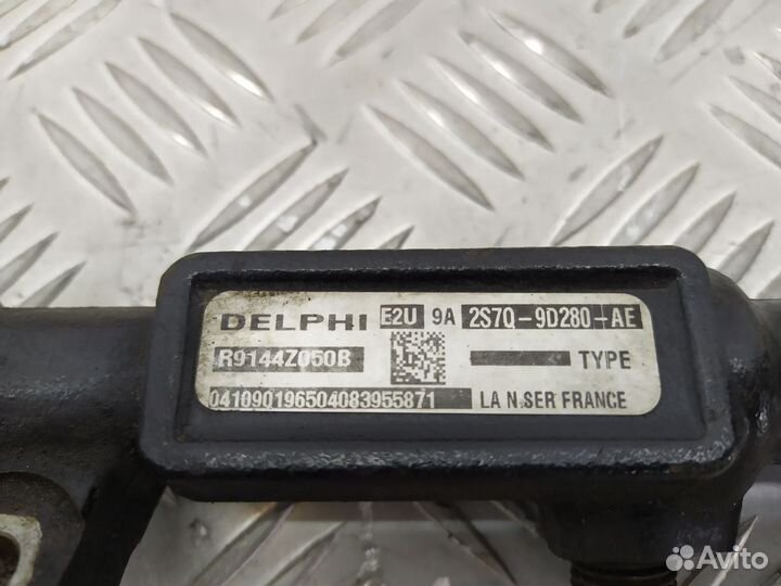 Топливная рампа Ford Mondeo 3