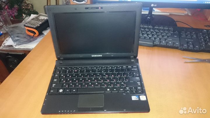 Нетбук Samsung n145 Plus
