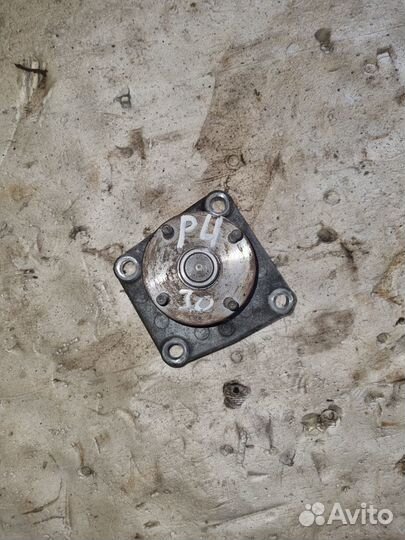 Кронштейн муфты вентилятора Mitsubishi pajero 4