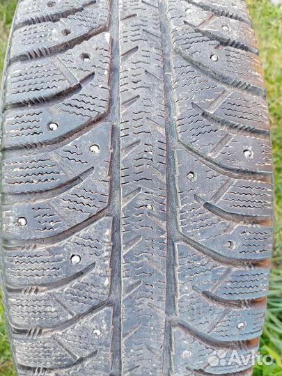 Bridgestone Ice Cruiser 7000 185/65 R15