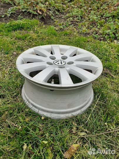 Комплект оригинальных дисков R16 Volkswagen