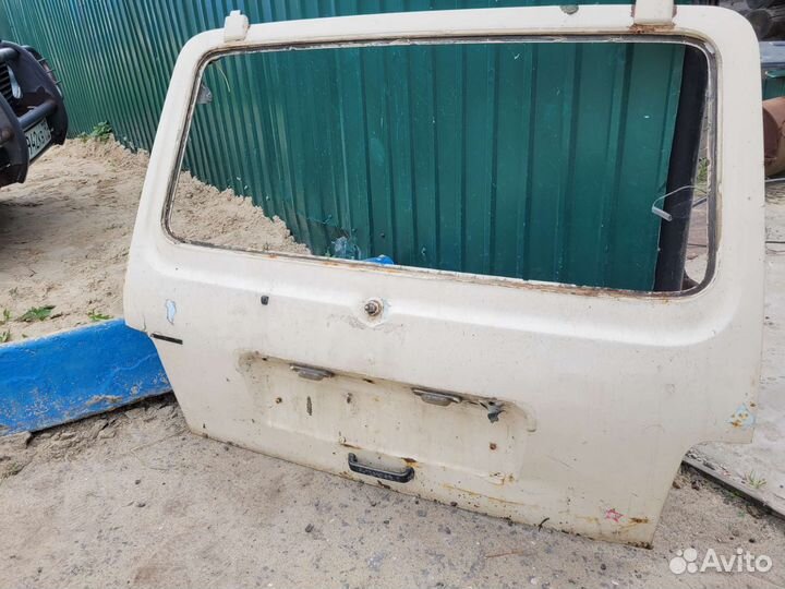 Крышка багажника ваз 21213, 2104