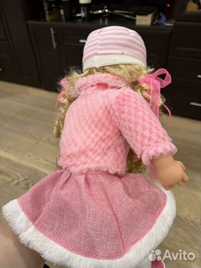 Интерактивная кукла Belinda