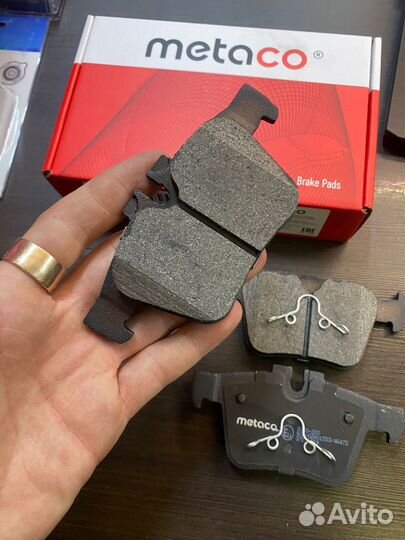 Колодки тормозные задние Volvo XC90 2015