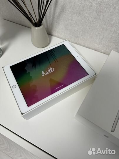 iPad 6 32gb wi-fi (Silver)