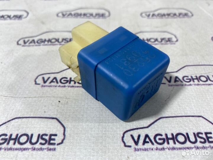 Реле Nissan Maxima A33 2.0 2004