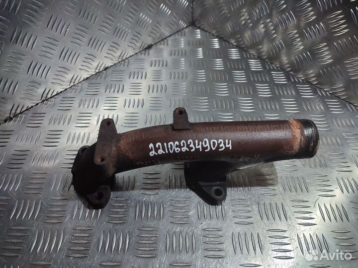 Выпускной коллектор (часть) Scania 1374099