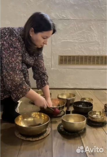 Массаж поющими чашами