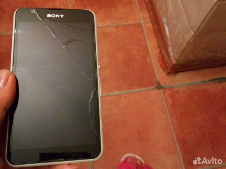Телефоны Sony Xperia e4g dual