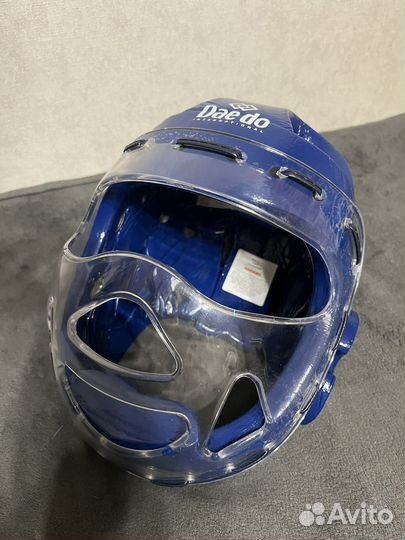 Шлем с маской для тхеквондо