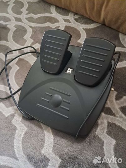 Игровой руль defender