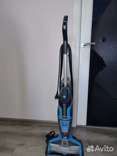 Моющий пылесос Bissell