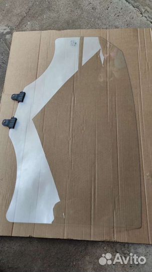 Стекло заднее правое Хэндай Солярис 2