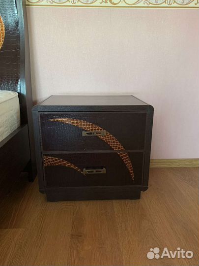 Спальный гарнитур