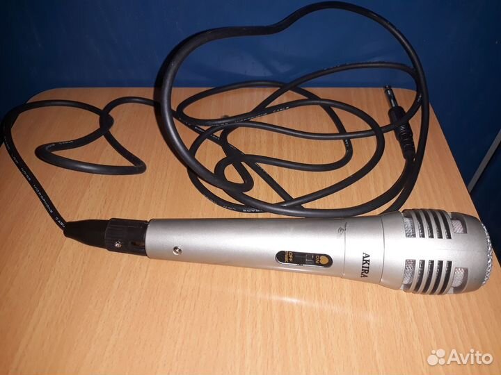 Микрофон Akira