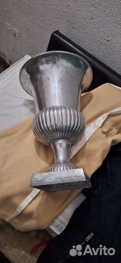 Ваза, кубок под цветы