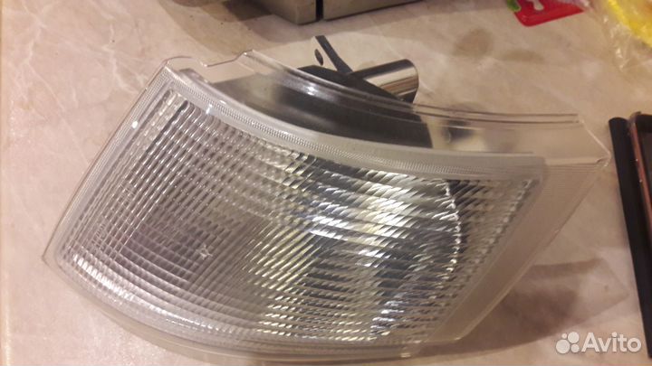 Поворотник ваз 2110