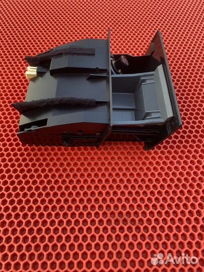 Пепельница Mitsubishi Carisma рестайлинг