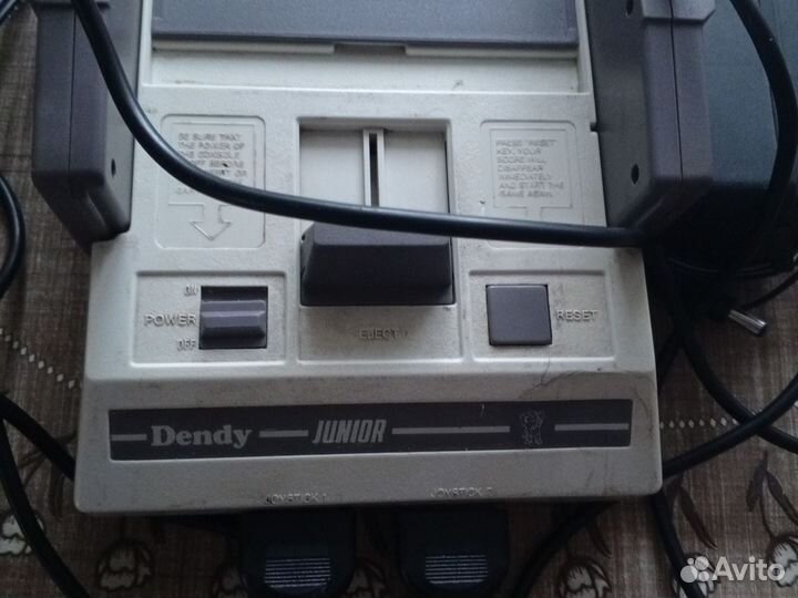 Игровая приставка dendy из 90 х
