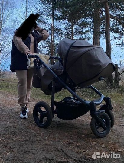 Коляска 2 в 1 Legacy Laura