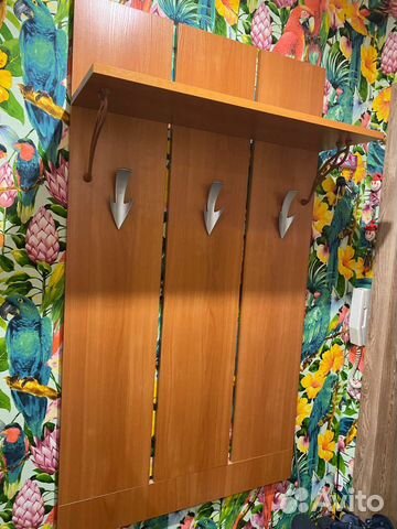 Вешалка в прихожую