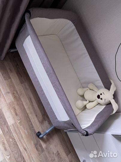 Приставная кроватка