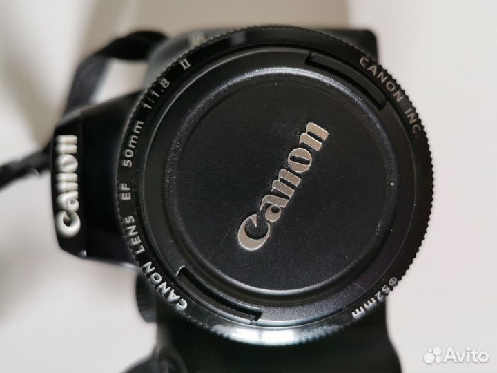 Объектив (портретник) Canon EF 50mm, 1:1:8