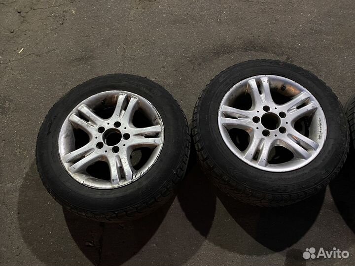 Колеса R15 в сборе на Mercedes benz