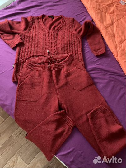 Костюм женский