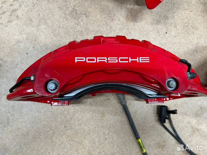 Комплект тормозной системы Porsche Macan GTS 95B