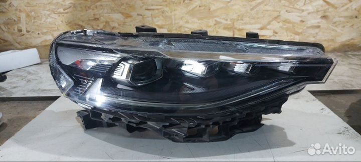Фара светодиодная передняя правая Haval F7