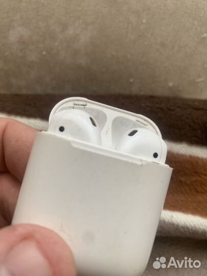 Беспроводные наушники apple airpods 2