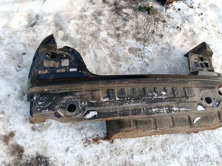 Панель задняя bmw e39 забняя панел BMW E39