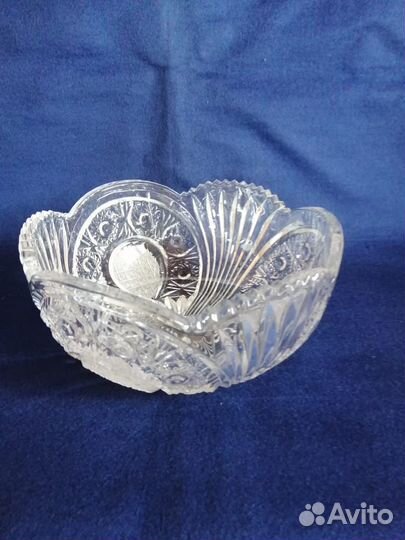 Хрустальная ваза - конфетница