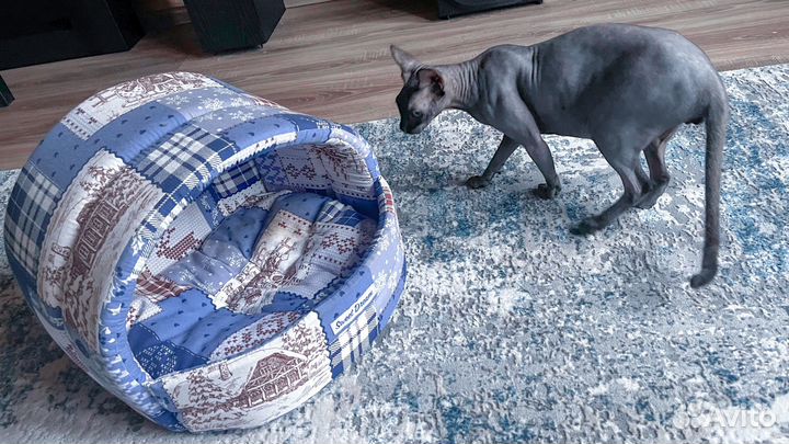 Домик лежанка для кошки и собаки