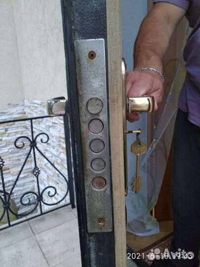 Вскрытие замков, дверей и автомобилей