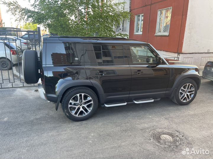 Land Rover Defender, 2021